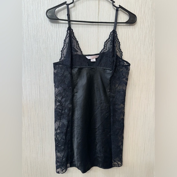 Victoria's Secret Y2K Black Satin Chemise with Lace Trim - Picture 5 of 5